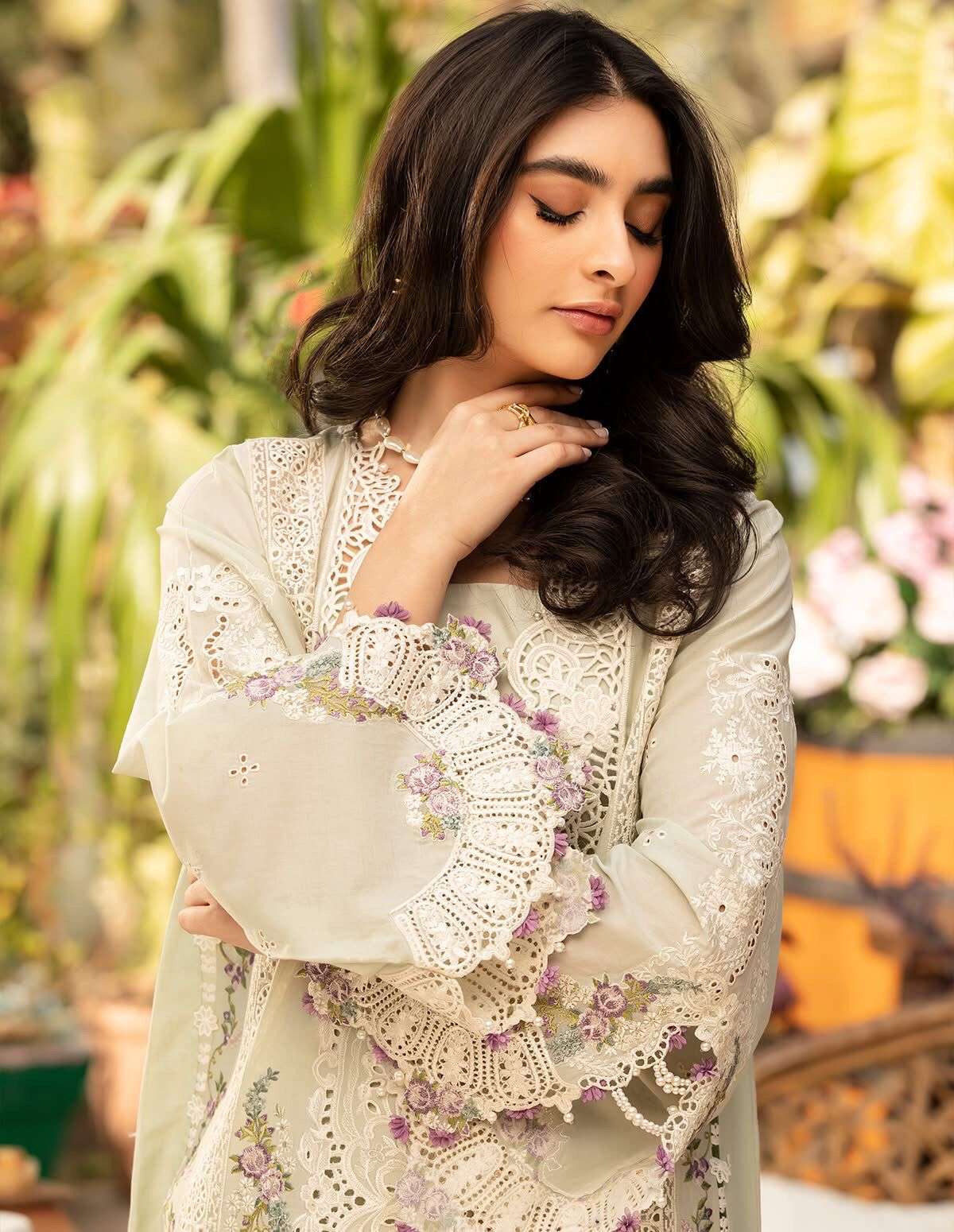 ELAF PREMIUM Presents Open Pic by ELAF